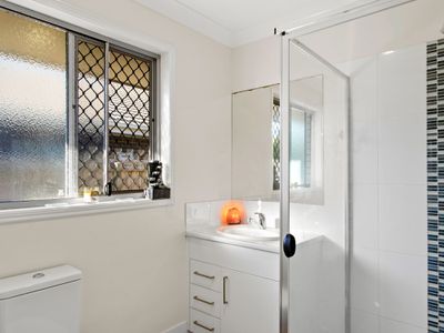 81 Bankswood Drive, Redland Bay