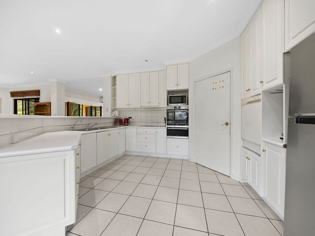 11 Brighton Parade, Forest Lake