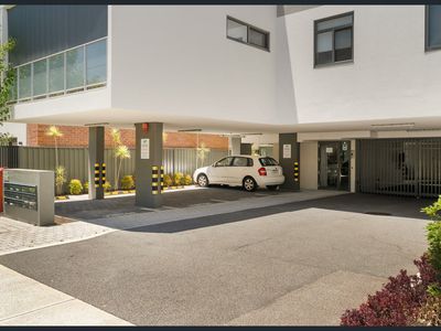 10 / 496 Fitzgerald Street, North Perth