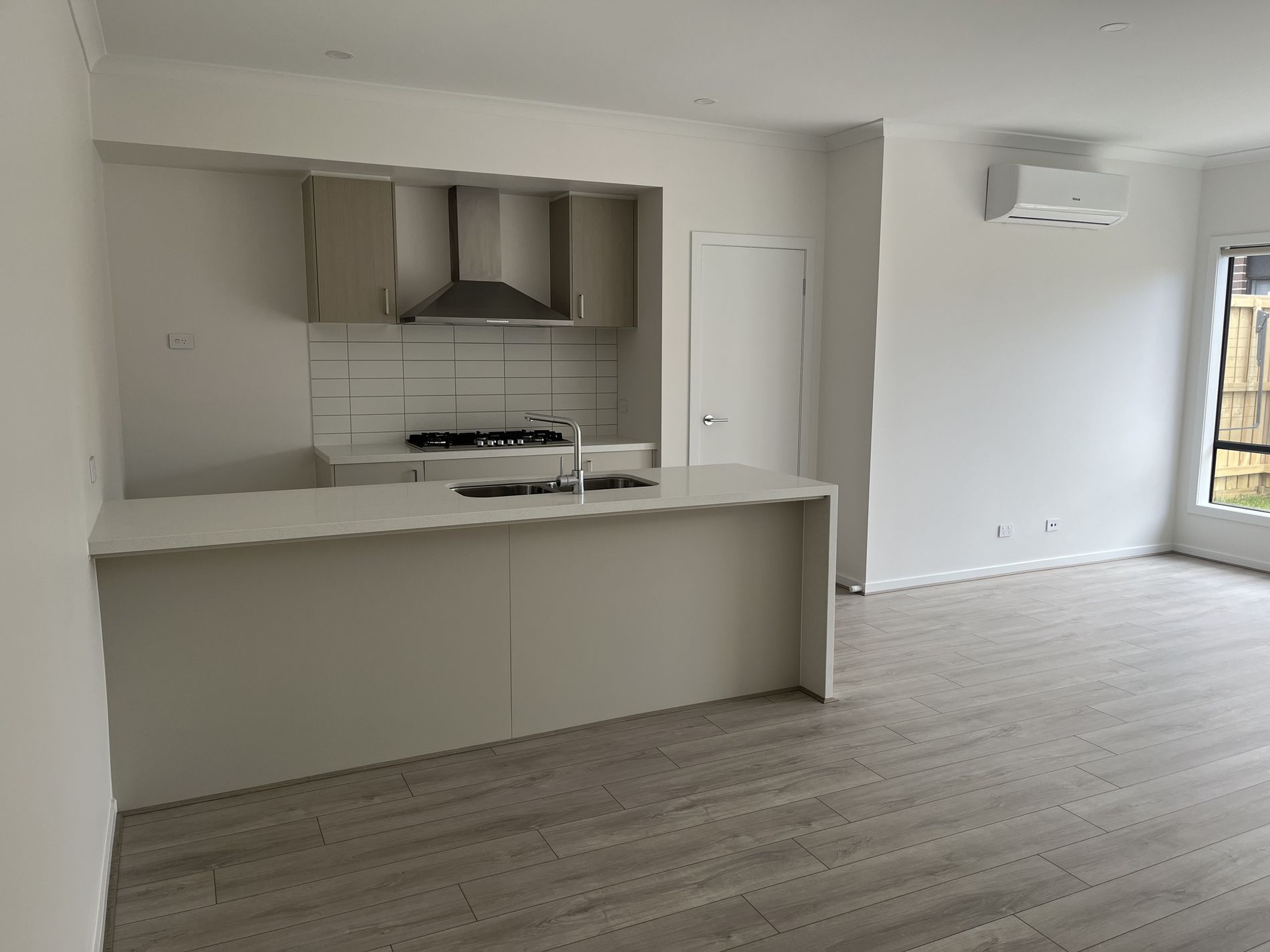 6 Shiraz Ave, Fraser Rise