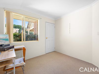 2A  Leeton Close , Halls Head