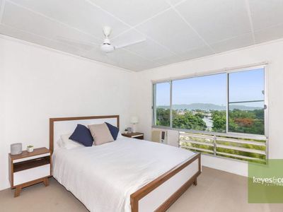 15 / 1 Burke Street, North Ward