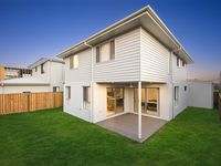 12 Penfold Crescent, Rochedale