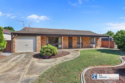 6 Lawson Place, Tamworth