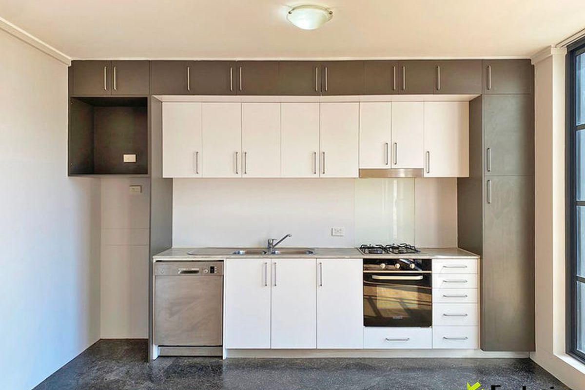 310E / 138-140 Carillon Avenue, Newtown