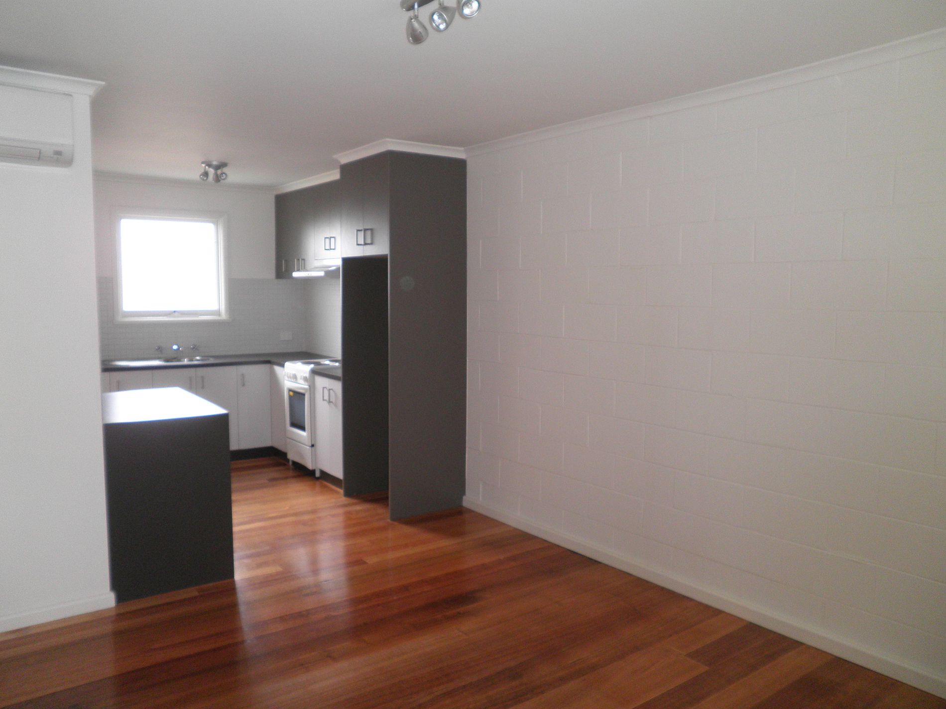 6 / 28 Upper Skene Street, Newtown