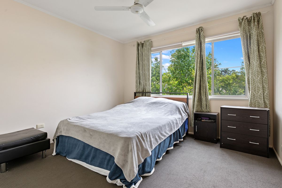 3 / 11 Greenlaw Street, Indooroopilly