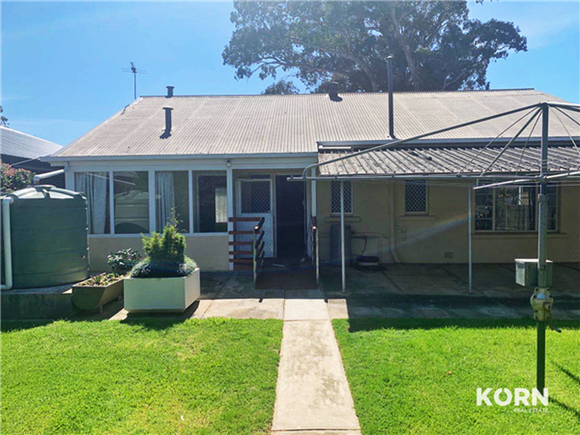 100 Shakespeare Avenue, Magill