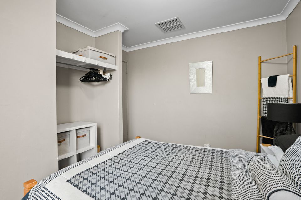 6 Ocean Place, Waikiki