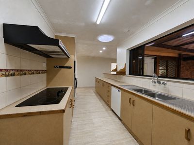 12-14 Putt Street, Atherton