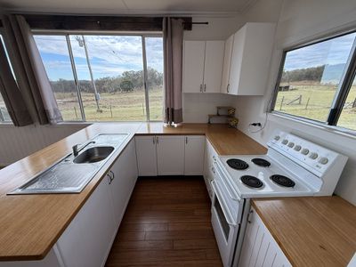 710B Coopers Road, Red Range