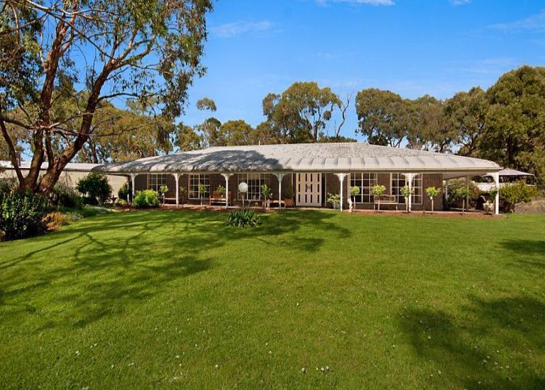 135 Heath Road, Portland
