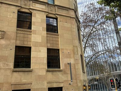 102/2 Sherwood Court, Perth