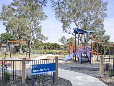 145 Cabernet Crescent, Bundoora