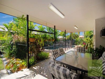 8 Earl Circuit, Kirwan
