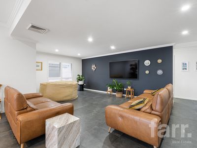 2 Cypress Court, Minyama
