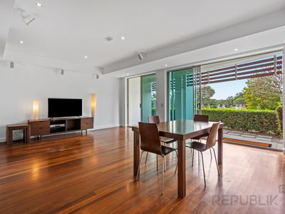 4 / 600 GLADES DRIVE, Robina