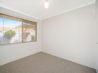 4 / 3 Cottrill Street, Alfred Cove