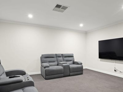 111 Meadow Springs Drive, Meadow Springs