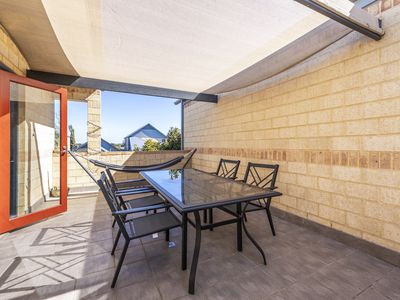 2 / 3 Sloan Street, Rockingham