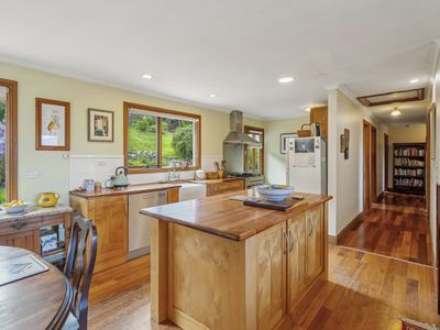 110 Sunday Hill Road, Petcheys Bay