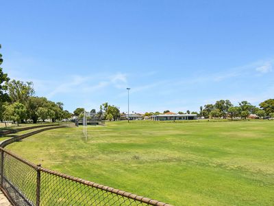 7 / 16 Park Street, Tuart Hill