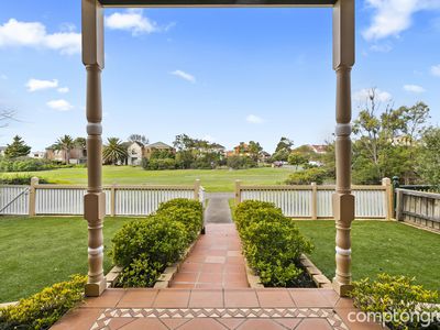 4 O'Connell Mews, Williamstown