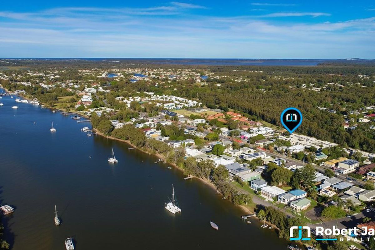 20 / 4 Riverstone Court, Tewantin