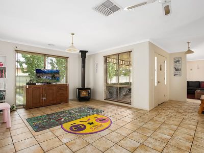 52 Victoria St, Howlong