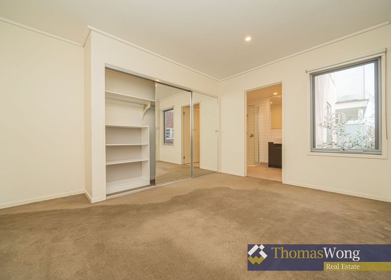 8 / 25 Kooyong Road, Armadale