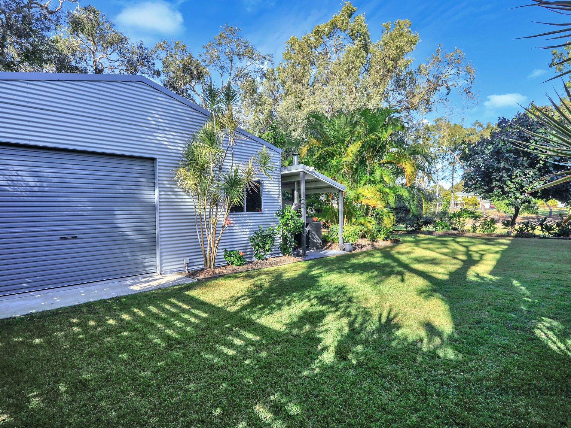 10 PAPERBARK COURT, Woodgate