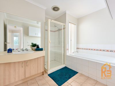 9 Albrecht Avenue, Berwick