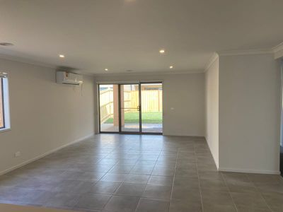 4 Rosebank Road, Thornhill Park