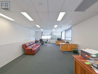 3 / 70-72 Discovery Drive, Bibra Lake