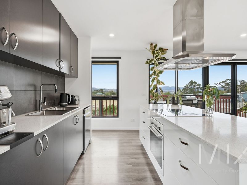 332 Gillies Road, Granton