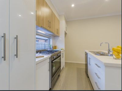 1 / 24 Clarence Street, Geelong West