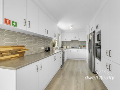 2 JUSTFIELD DRIVE, Sussex Inlet