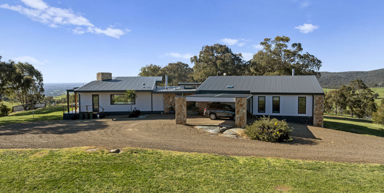 665 Fernhills Road, Marraweeney