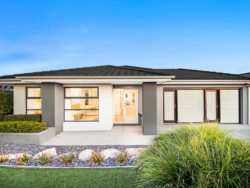 45 Centenary Boulevard, Officer South