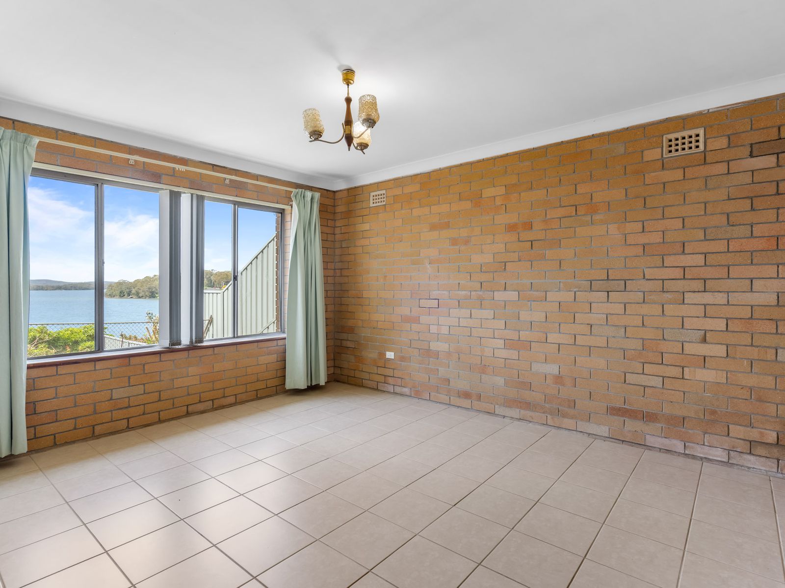 23 Beach Road, Balcolyn