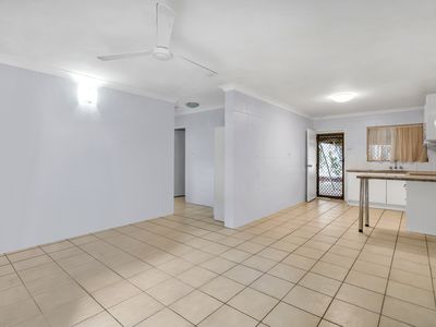 1 / 282 Lake Street, Cairns North