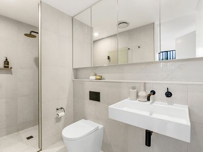 28 / 293 Alison Road, Coogee