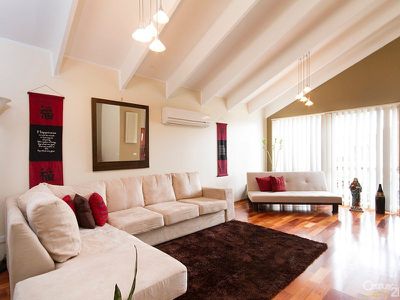 16 General Joshua Drive, Hampton Park