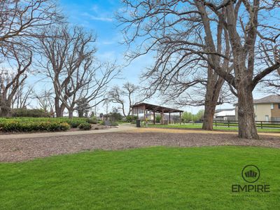 2 Plenty Way, Cranbourne North