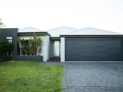21 Kingsway Gardens, Canning Vale