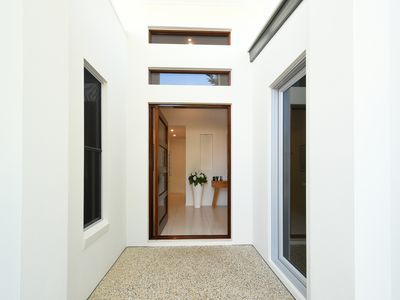 38 TARAWA STREET, Parrearra