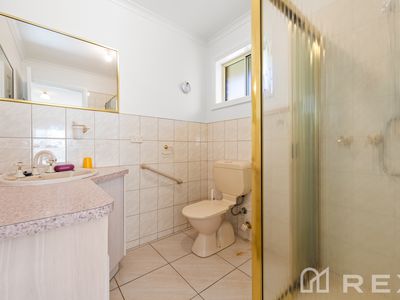 12 Basin-Olinda Road, The Basin