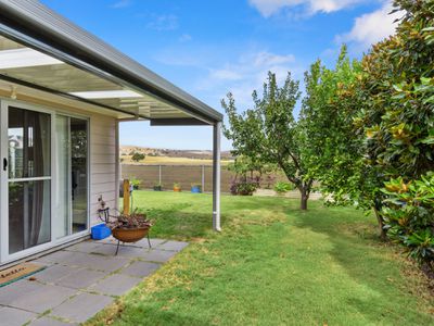 11 Henry Court, Normanville