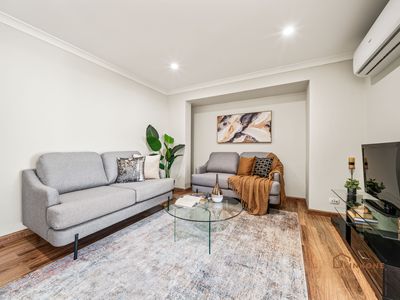 2 / 94 Hobbs Avenue, Como