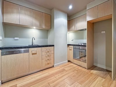610 / 228 A'Beckett Street, Melbourne